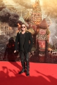 Голливудская звезда Брэд Питт на фоне Москвы, которую «построили» специально для него.