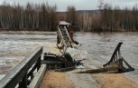 Разрушенный паводком автомобильный мост между Тындой и поселком Чильчи восстановят до конца декабря