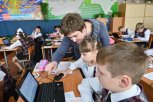Больше ста образовательных заведений Амурской области получат за два года новую компьютерную технику