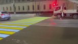 В столице Приамурья установили первый проекционный пешеходный переход