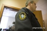 В Благовещенске по вине судебного пристава должники не вернули 400 тысяч рублей