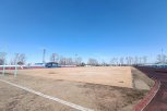 На двух футбольных полях в Амурской области меняют покрытие