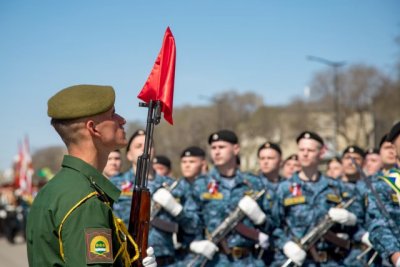 Парады Победы в Благовещенске и Белогорске можно посмотреть в соцсетях