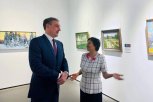 Амурский губернатор посетил выставку русских художников в Харбине