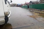 Организована лодочная переправа: в Зейском округе из-за дождей невозможен проезд к Поляковскому