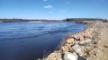 Уровень воды в реке Томи в Белогорске продолжает расти