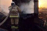 На окраине села в Михайловском районе сгорел склад с зерном