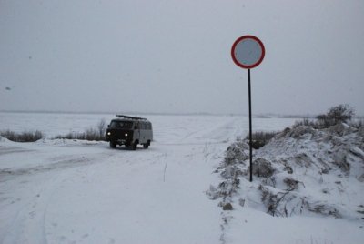Еще две ледовые переправы закрыли в Приамурье