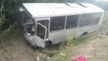 В Хабаровском крае опрокинулся автобус с амурчанами