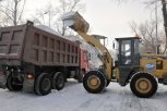 В Приамурье устраняют последствия снегопада: в некоторых районах затруднено движение