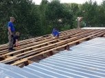 Спасатели восстанавливают крышу школы в Мазановском районе