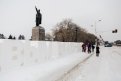 Подтаявший снежный городок в Благовещенске разберут раньше срока