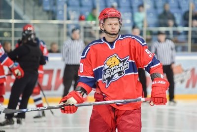 Владимир Яглыч: «Наша съемочная группа больна хоккеем!»