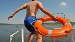 Амурские инспекторы ГИМС быстрее всех в России плавают со спасательным кругом