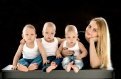 Благовещенка Виктория Казанцева воспитывает тройняшек и играет в рекламе роскошную блондинку