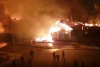 В Благовещенске горят несколько домов по улице Новой (видео)