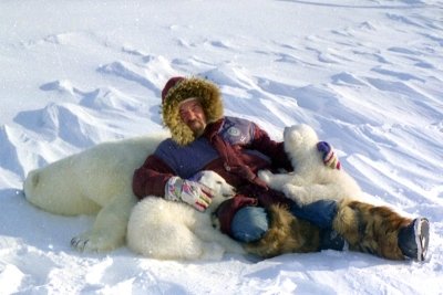 Утро с «Амурской правдой»: интересные факты о быте ученых-полярников и опасное катание на питоне