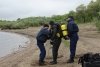 Водолазы обследовали Амур в районе Пояркова в поисках утонувшего школьника