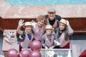 Ксения Алферова и Егор Бероев устроили День мороженого в ГУМе