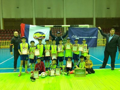 Футболисты «Горняка» победили в XVII Региональном турнире по мини-футболу