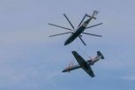 Уникальный рейс: вертолет на стропах доставил из Благовещенска в Ивановку самолет