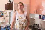 На работу через WhatsApp: глава Циолковского помог матери-одиночке
