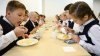 Меню раздора: школьные завтраки за 20 рублей разделили родителей Благовещенска на два лагеря