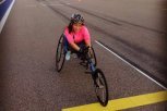 Улыбается и терпит: 16-летняя воспитанница детского дома тренируется в паралимпийской сборной