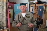 Доктор парашютных наук: Юрий Поезжаев 20 лет чинит парашюты для всего Приамурья