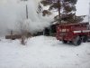 Два десятка пожарных и добровольцев спасли от огня дом в Некрасовке